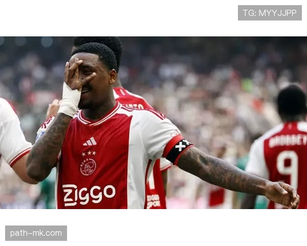 阿贾克斯战术革新初见成效,新帅妙招助球队强势回暖 阿贾克斯战术革新初见成效,新帅妙招助球队强势回暖